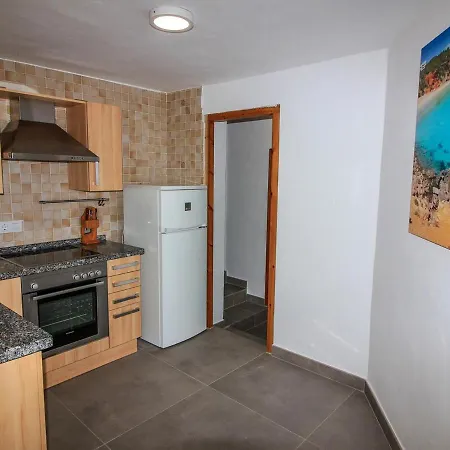 Denia, 5 Dormitorios, 10 Personas - Es-262-10 Villa *
