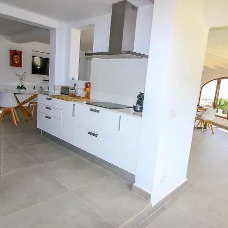 Villa Denia, 5 Dormitorios, 10 Personas - Es-262-10 *