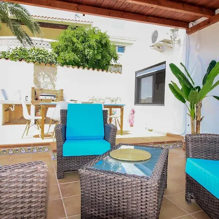 Villa Denia, 5 Dormitorios, 10 Personas - Es-262-10 *
